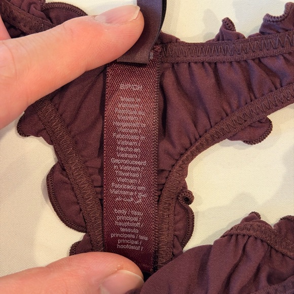 Skims Ruffled Panties - Picture 4 of 5